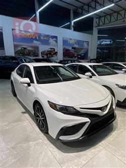 تۆیۆتا کامری